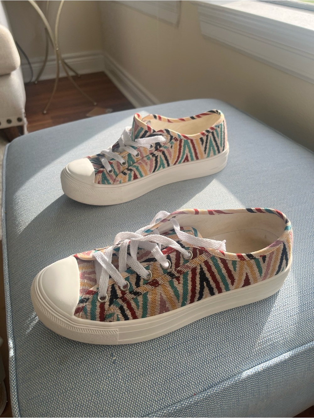 Steve Madden Multicolor Patterned vex Canvas Sneakers Sz 8.5